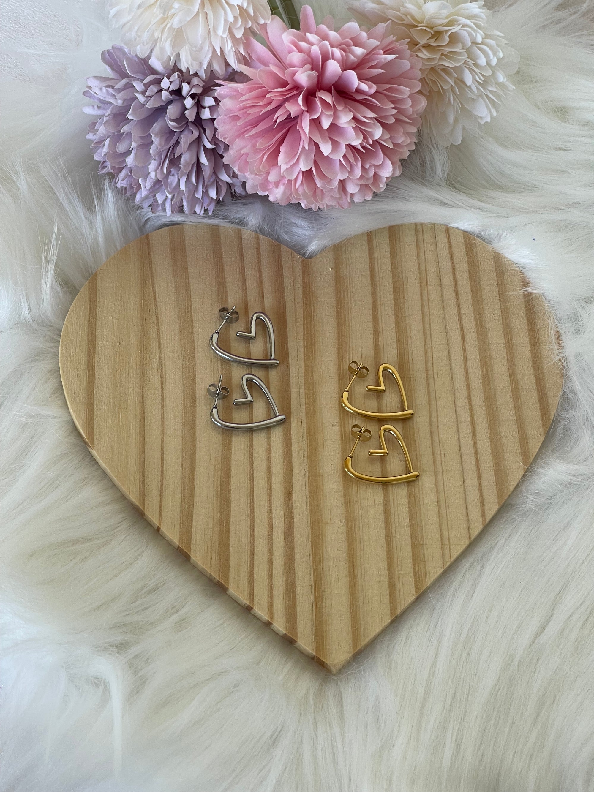 Orecchini Unity a Forma di Cuore in Acciaio Inox - Eleganti e Ipoallergenici