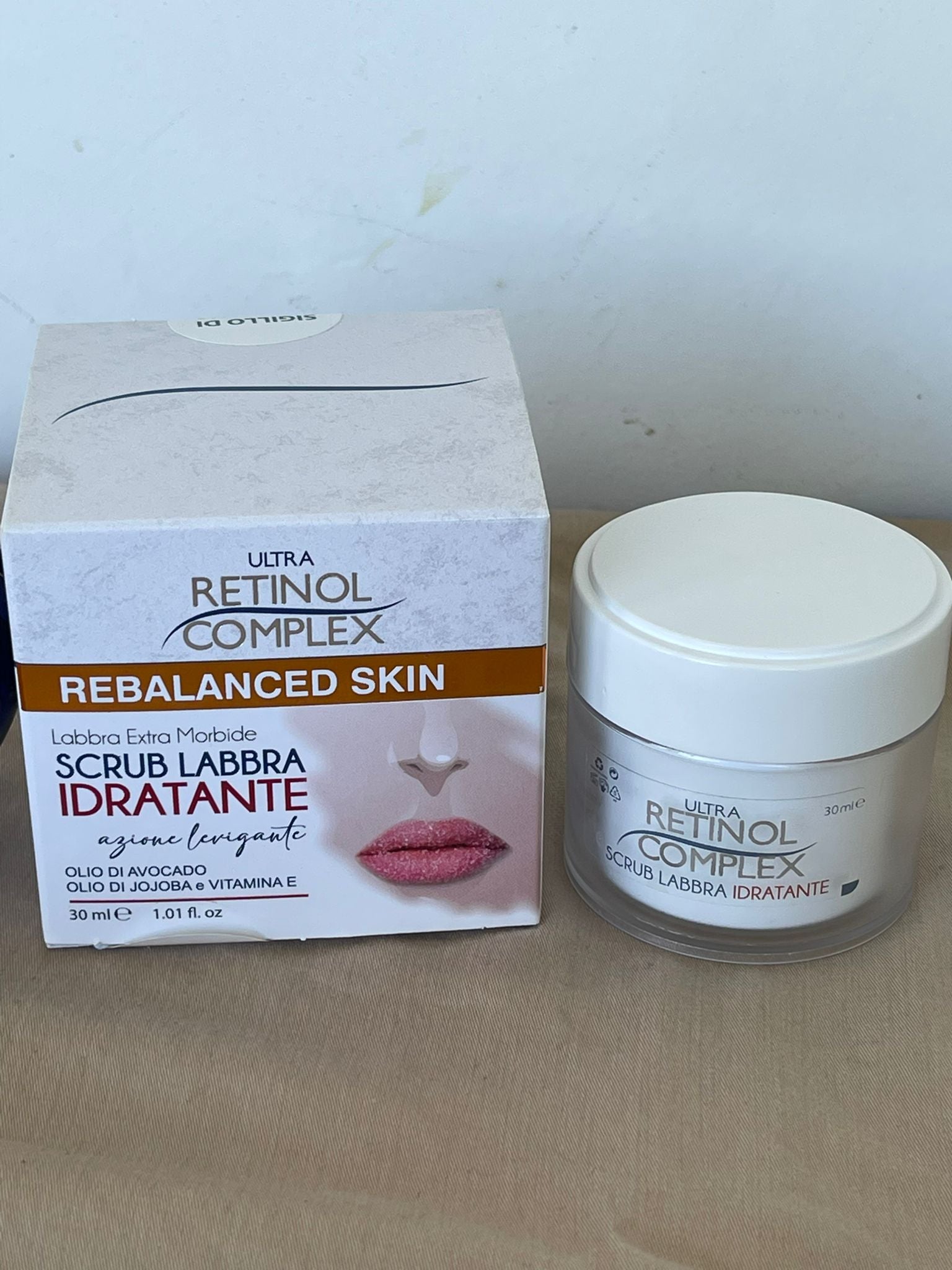 ULTRA RETINOL COMPLEX REBALANCED SKIN - Scrub Labbra Idratante per Labbra Extra Morbide