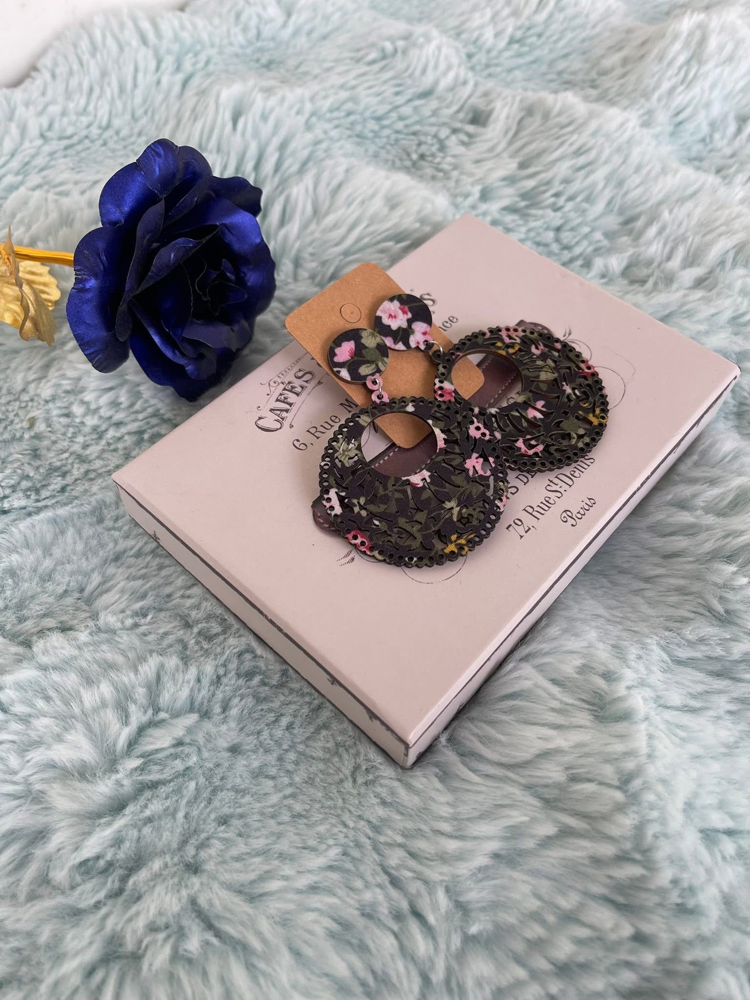 Orecchini Amany Lobo Pendenti In Legno Stile Etnico Bohémien