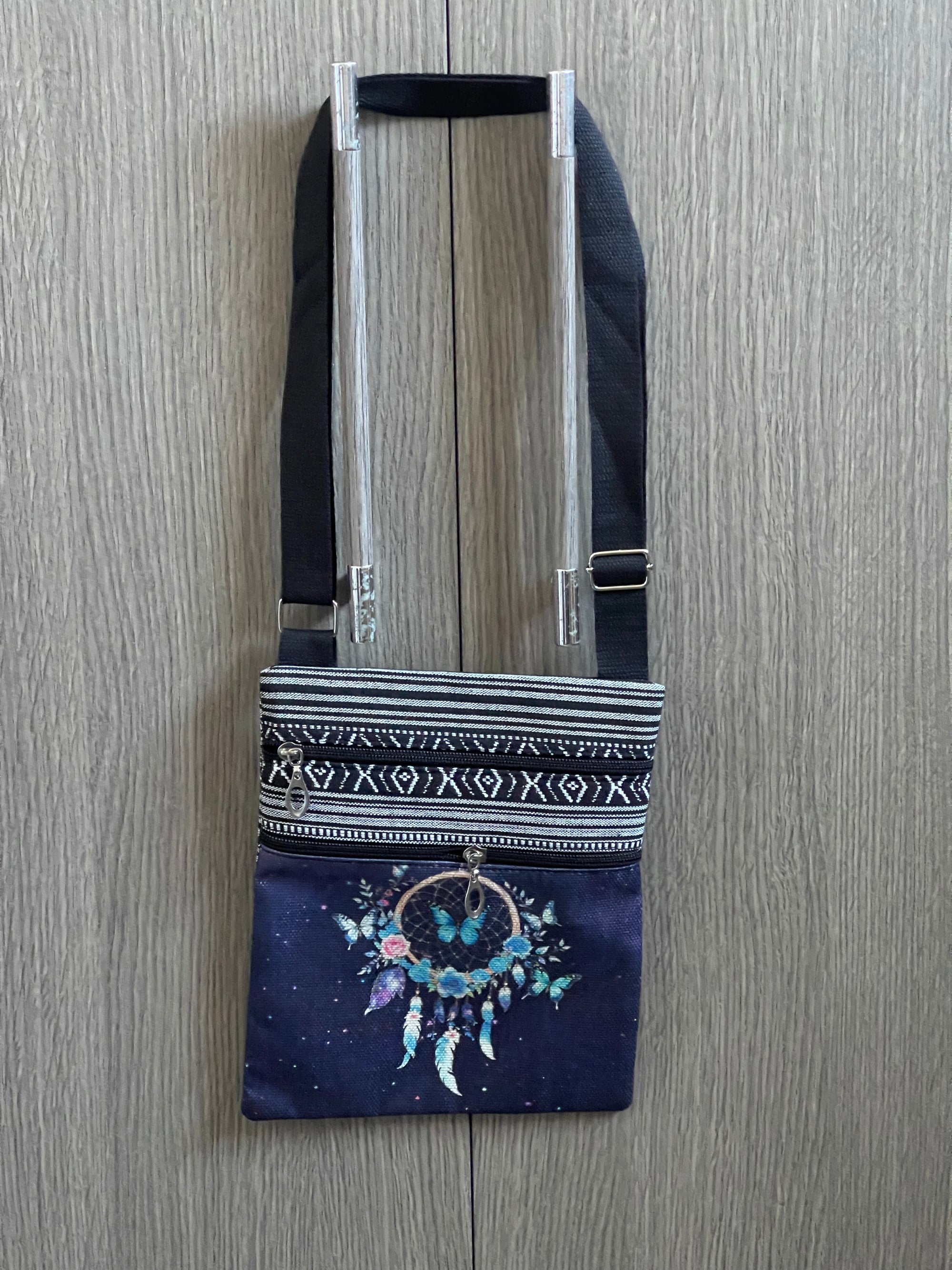 Borsa a Tracolla Etnica Dreamcatcher - Messenger Bag con Farfalle Blu e 2 Zip
