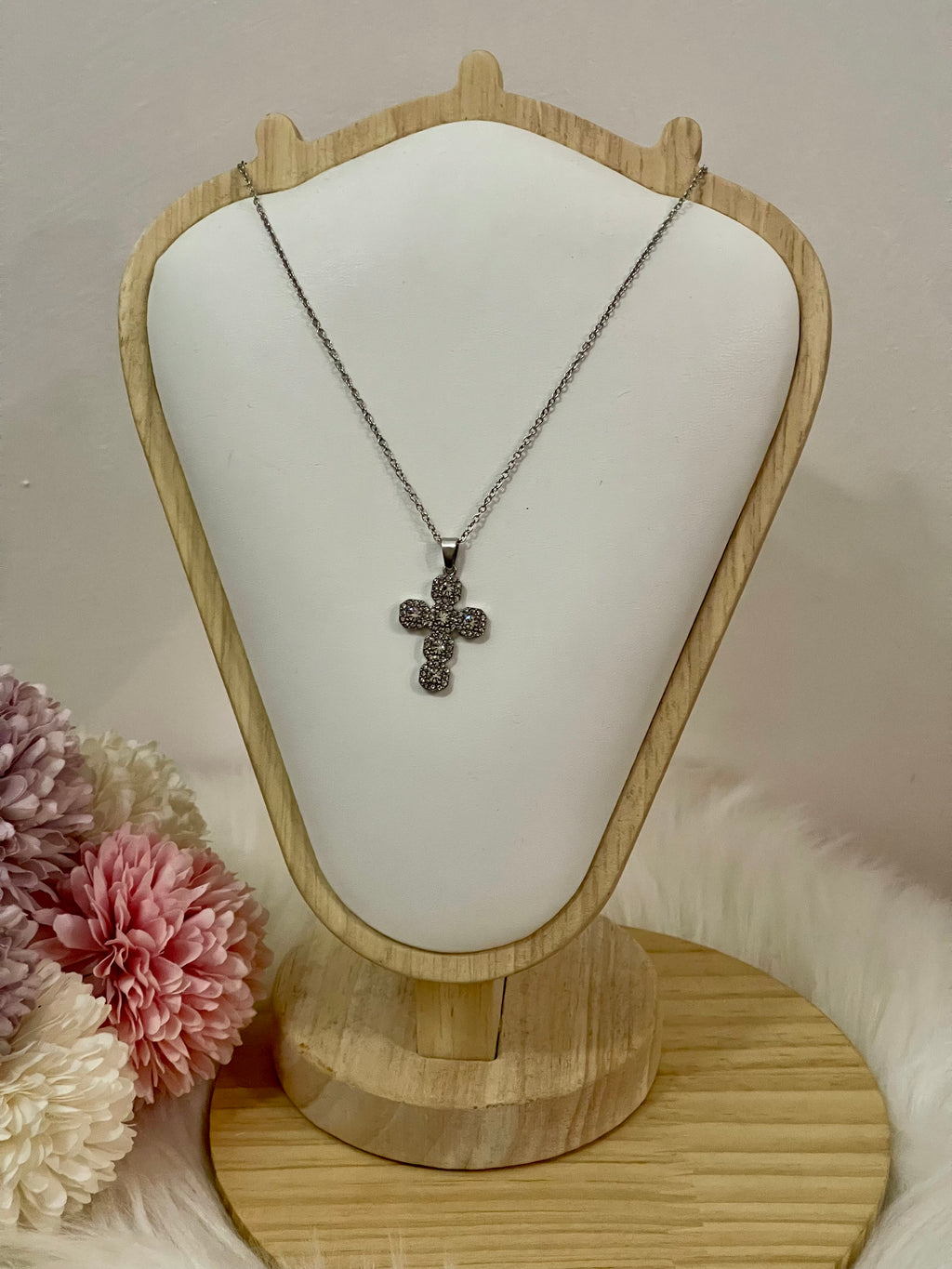 Collana Nitens con Pendente Croce Brillante in Acciaio Inossidabile – Disponibile in Oro e Argento