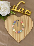 Bracciale Amélie Cuori Pastello Luminosi e Acciaio Inossidabile – Handemade, Stile Unico