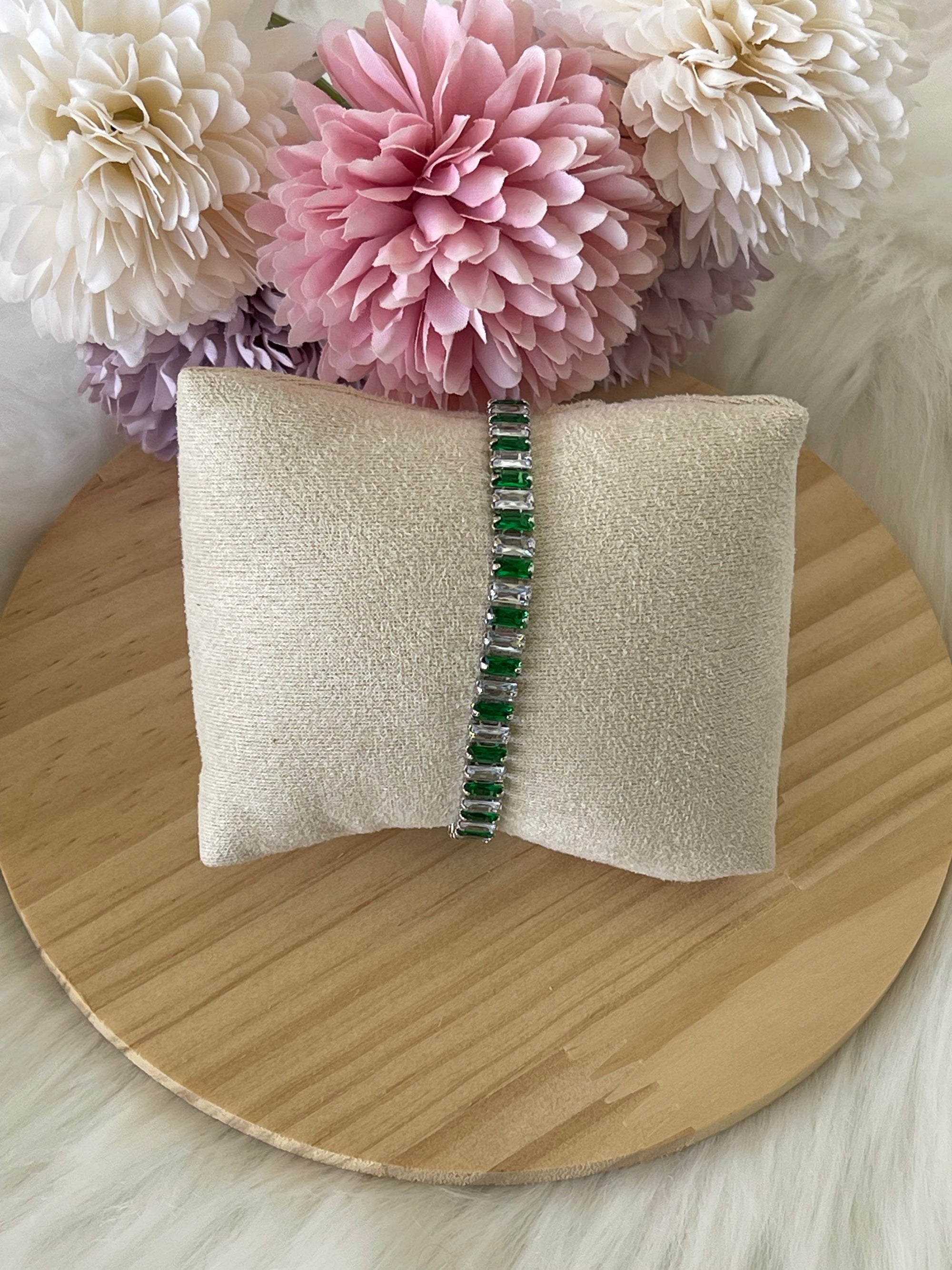 Bracciale Tennis Zafira in Acciaio con Zirconi Cubici – Brilla Ogni Giorno