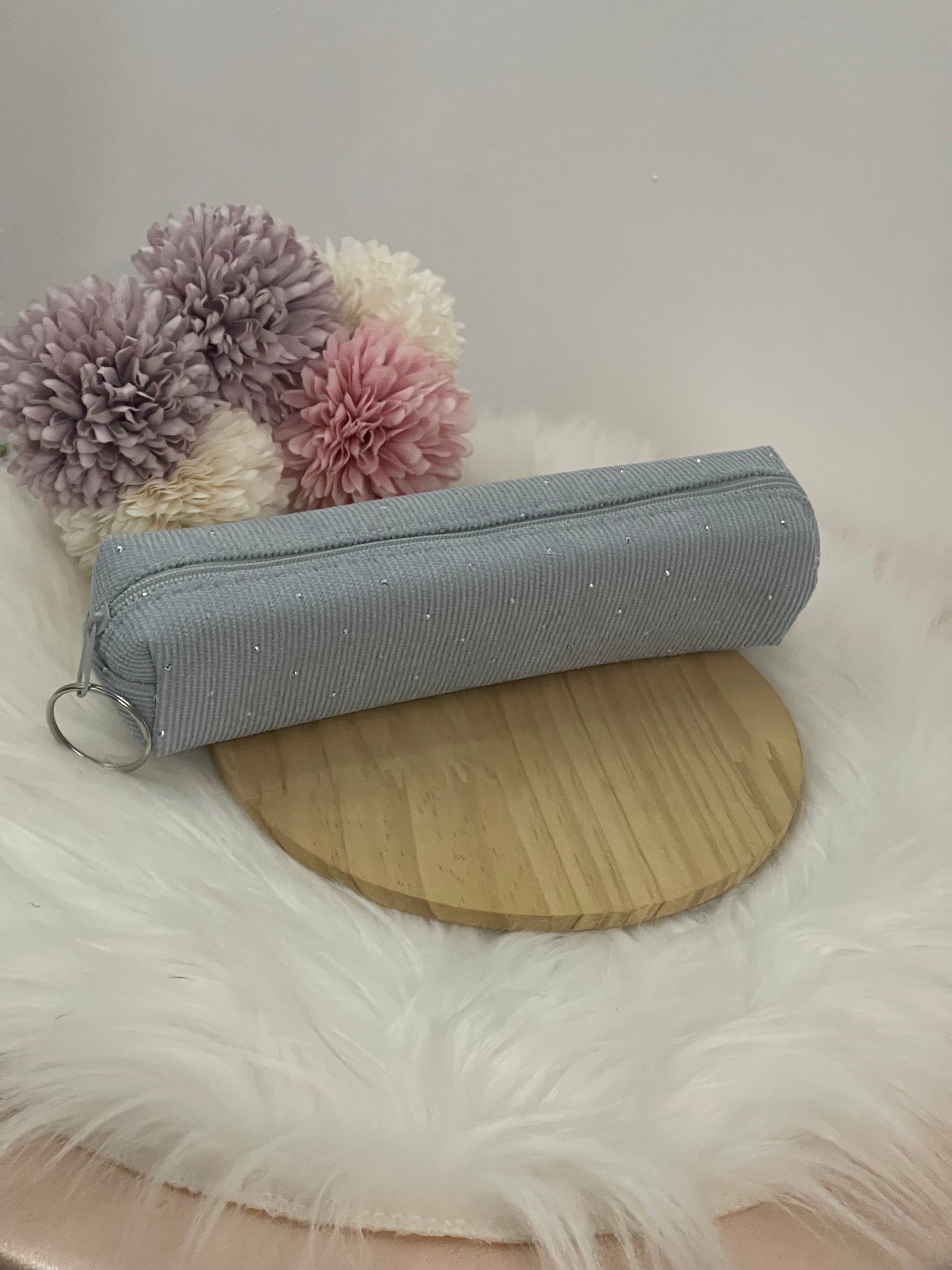 Pochette Tombolino Trucco in Velluto a Coste con Strass – Astuccio Portatrucchi Elegante e Compatto (Disponibile in 6 Colori)