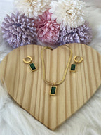 Collana e Orecchini Minimal Chic - Set di Gioielli in Acciaio Inossidabile