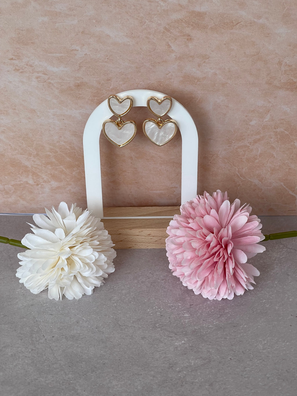 Orecchini Cordelia Cuore in Acciaio – Eleganza e Romanticismo Senza Tempo