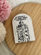 Calamita da Frigo in Legno con Frase "Amici e Risate" – Design Vintage Shabby Chic