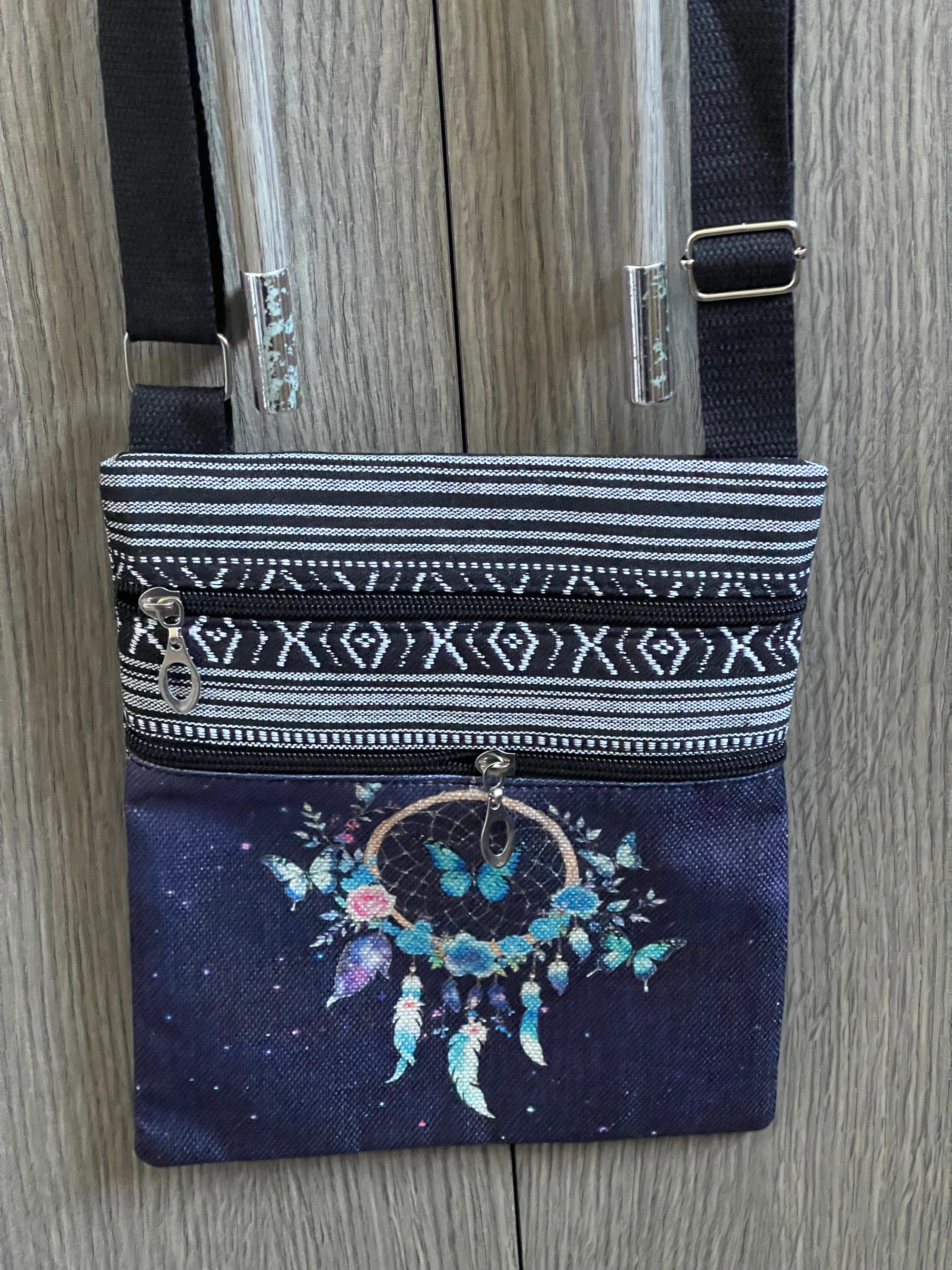 Borsa a Tracolla Etnica Dreamcatcher - Messenger Bag con Farfalle Blu e 2 Zip