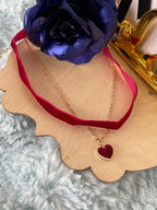 Girocollo in Velluto Rosso con Ciondolo a Cuore Catenina Oro
