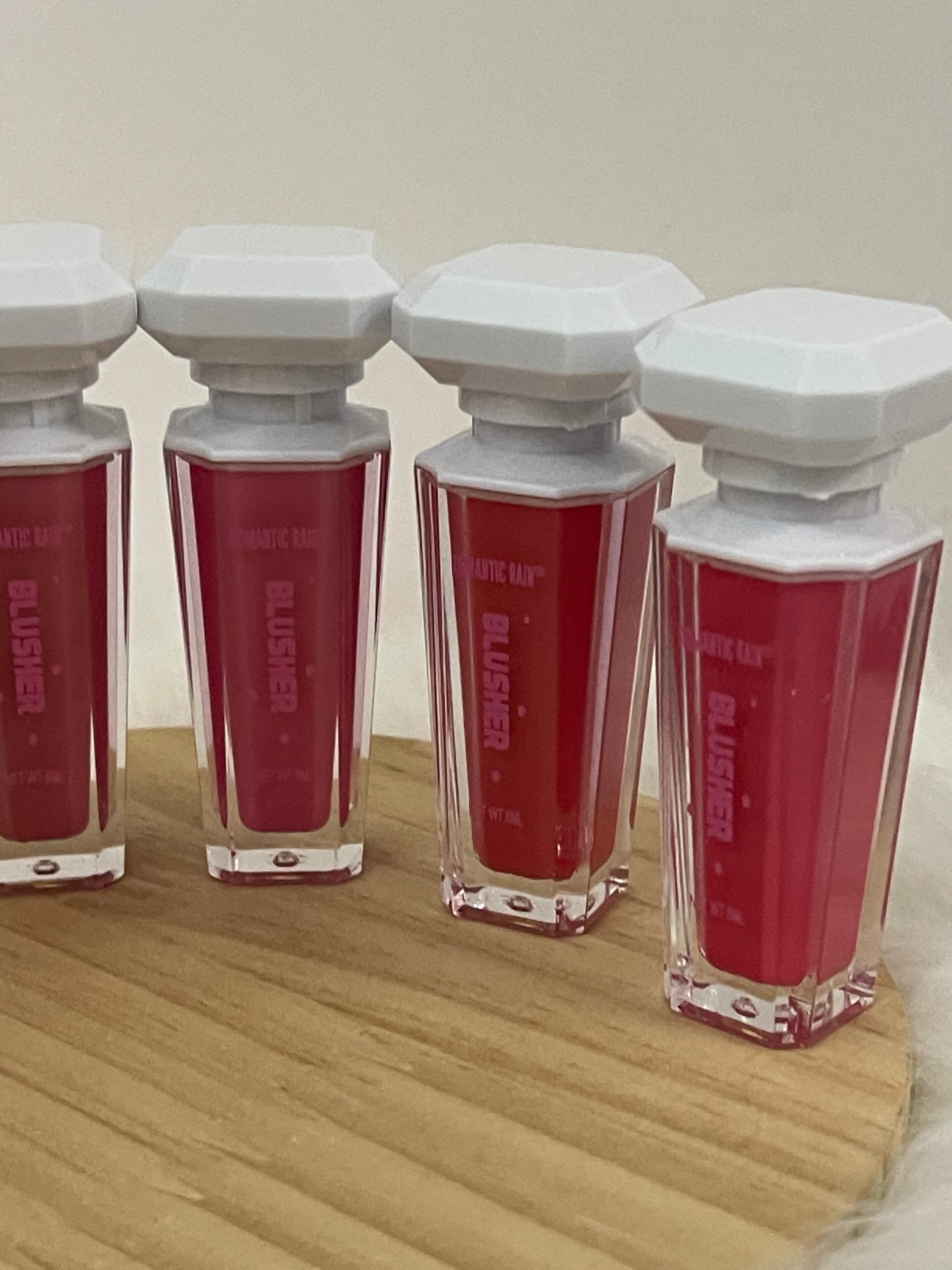 Romantic Rain® Liquid Blush – Blush Liquido Waterproof a Lunga Tenuta | Effetto Seta Naturale – 6 Nuance Irresistibili