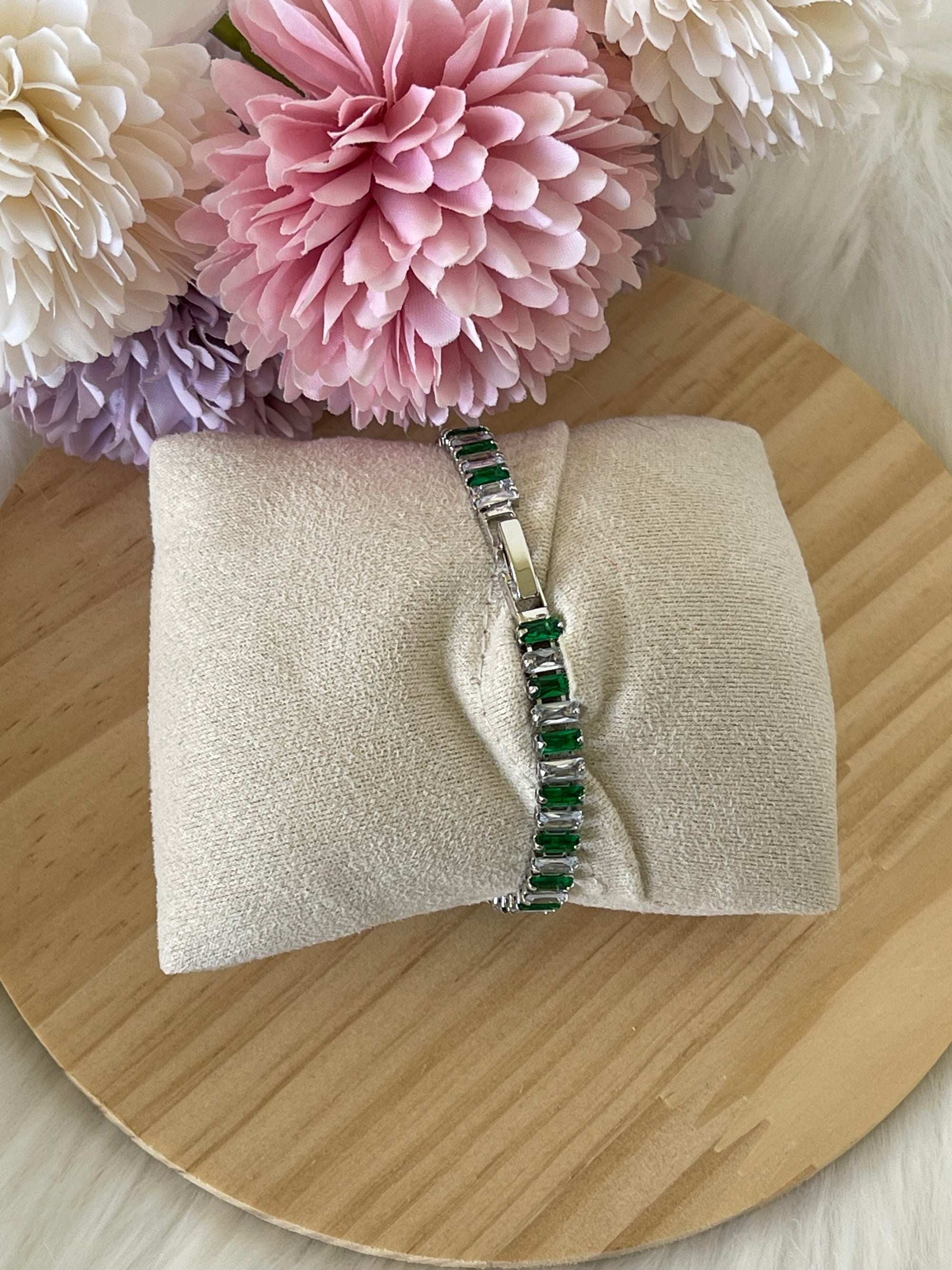 Bracciale Tennis Zafira in Acciaio con Zirconi Cubici – Brilla Ogni Giorno