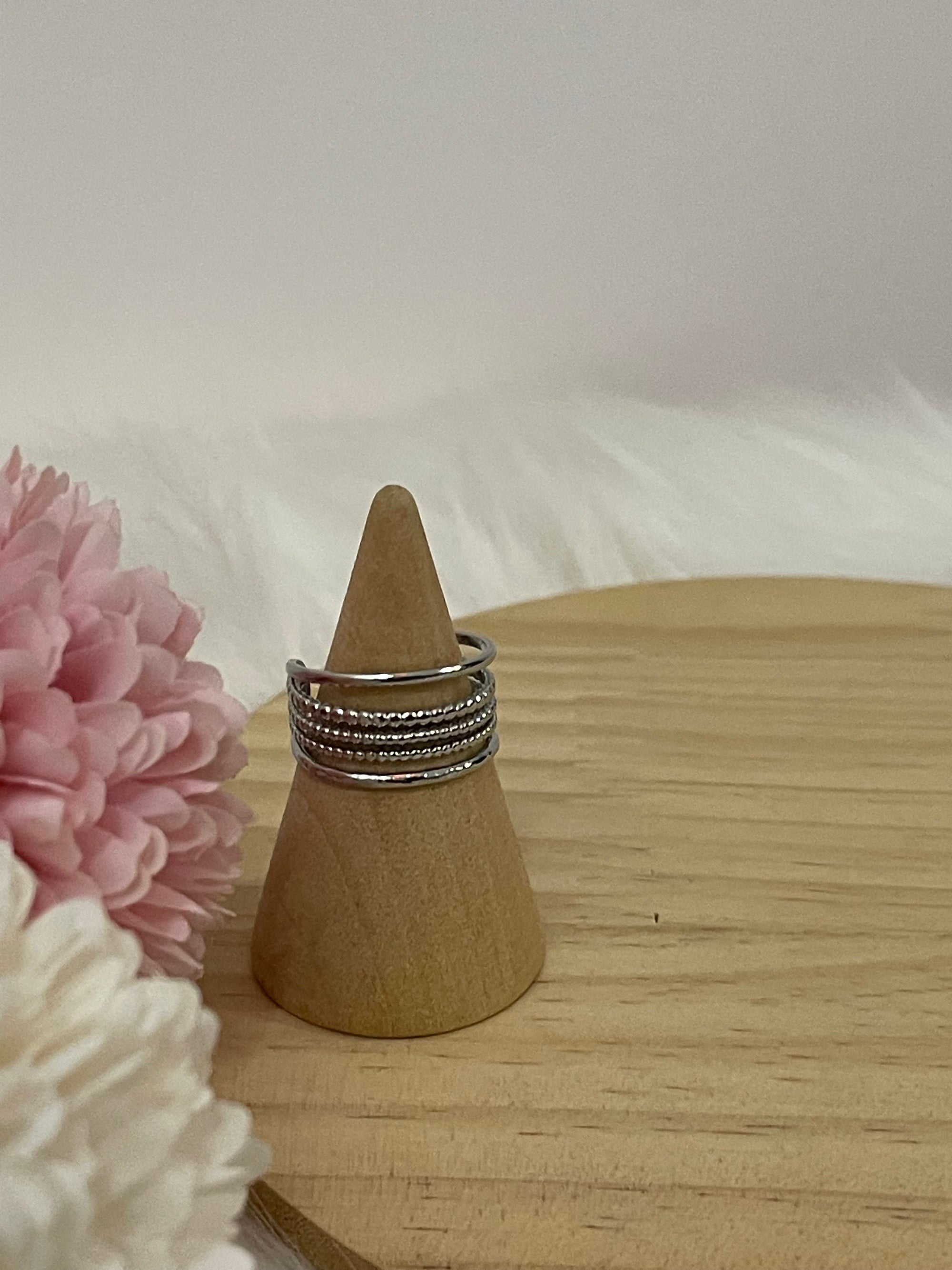 Anello Sinfonia Multi-Fascia "Silver Harmony" in Acciaio Inossidabile – Design 5 Livelli Regolabile