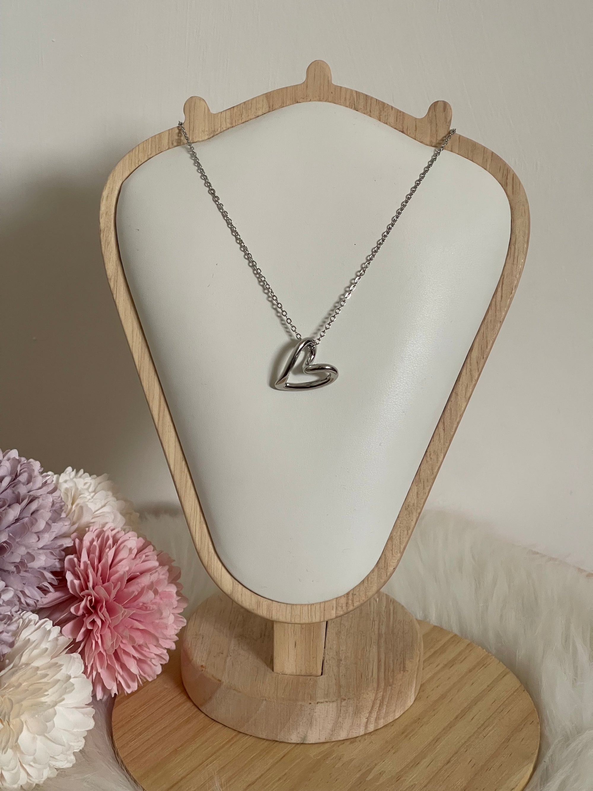 Collana Fluid Heart - Pendente a Cuore Stilizzato in Acciaio Inossidabile