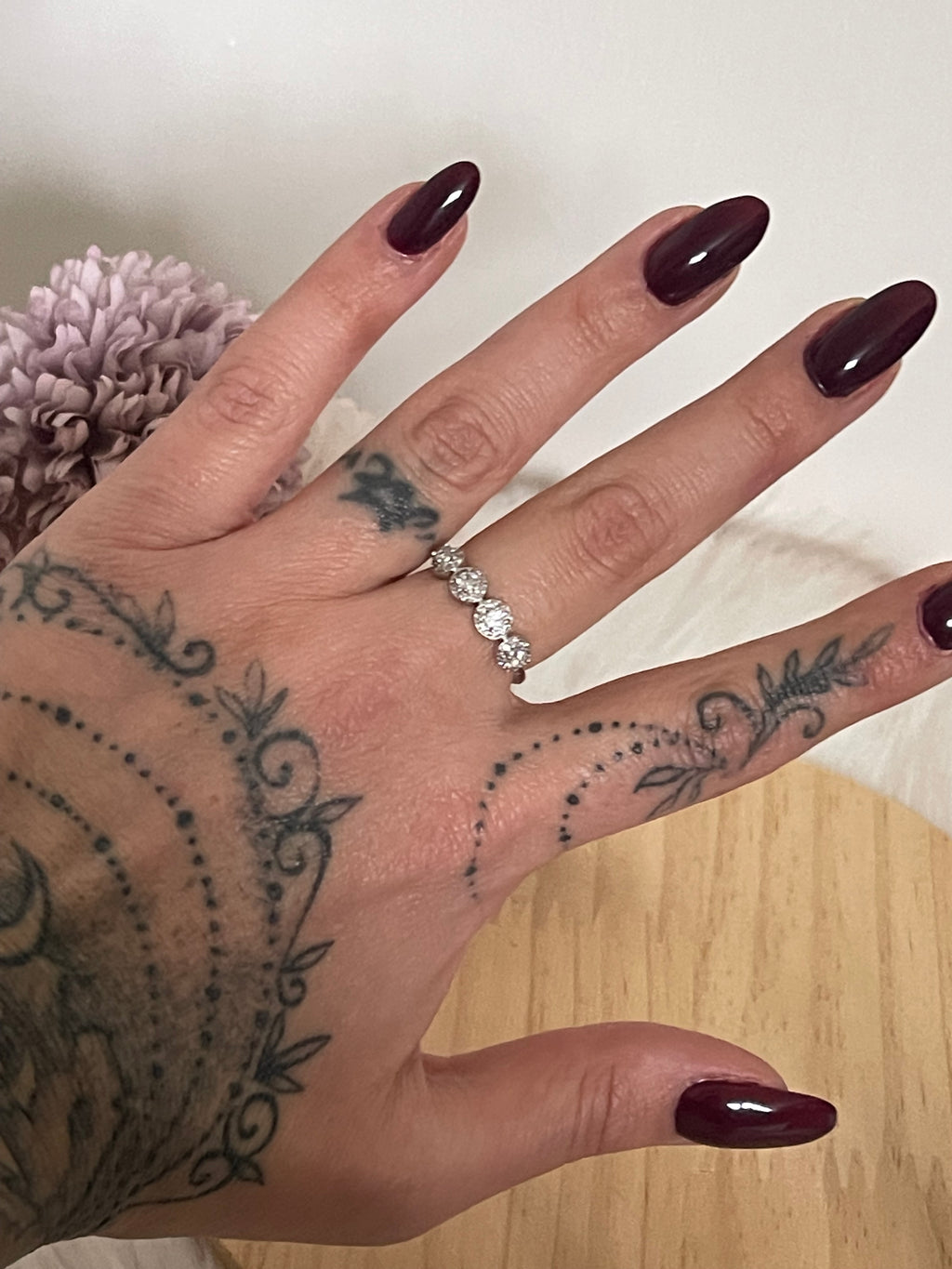 Anello Luce Veretta in Acciaio Inossidabile Regolabile con 4 Punti Luce – Design Elegante e Anallergico