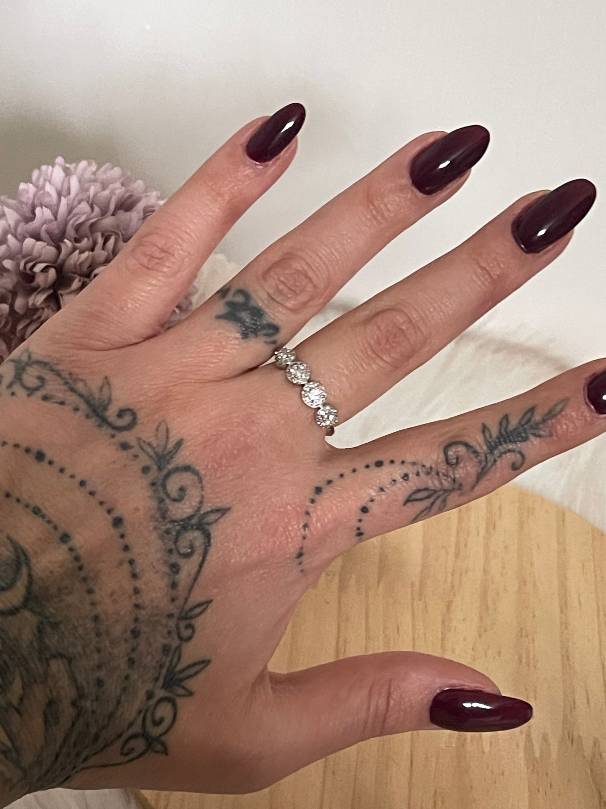 Anello Luce Veretta in Acciaio Inossidabile Regolabile con 4 Punti Luce – Design Elegante e Anallergico