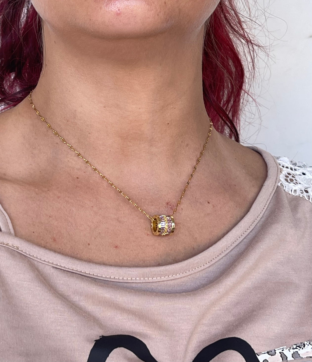 Collana Grace in Acciaio Regolabile con Ciondolo Rotondo – Eleganza Senza Tempo