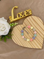 Bracciale Amélie Cuori Pastello Luminosi e Acciaio Inossidabile – Handemade, Stile Unico