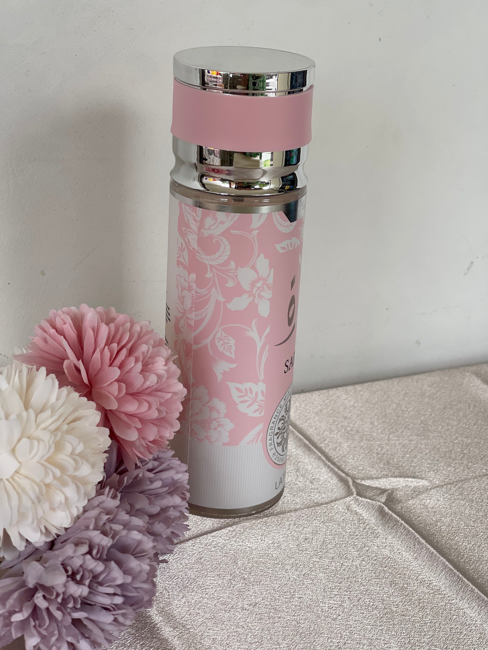 Acqua Corpo Profumata Araba “Sara” – Equivalente Yara Lattafa, Fragranza Floreale e Avvolgente 250 ml