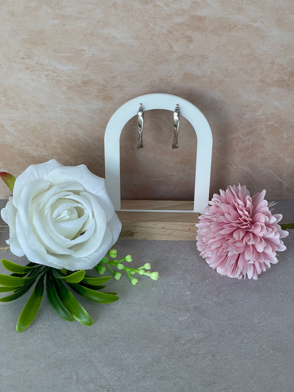 Orecchini Silver Wave in Argento 925 – Eleganza Autentica per Ogni Donna