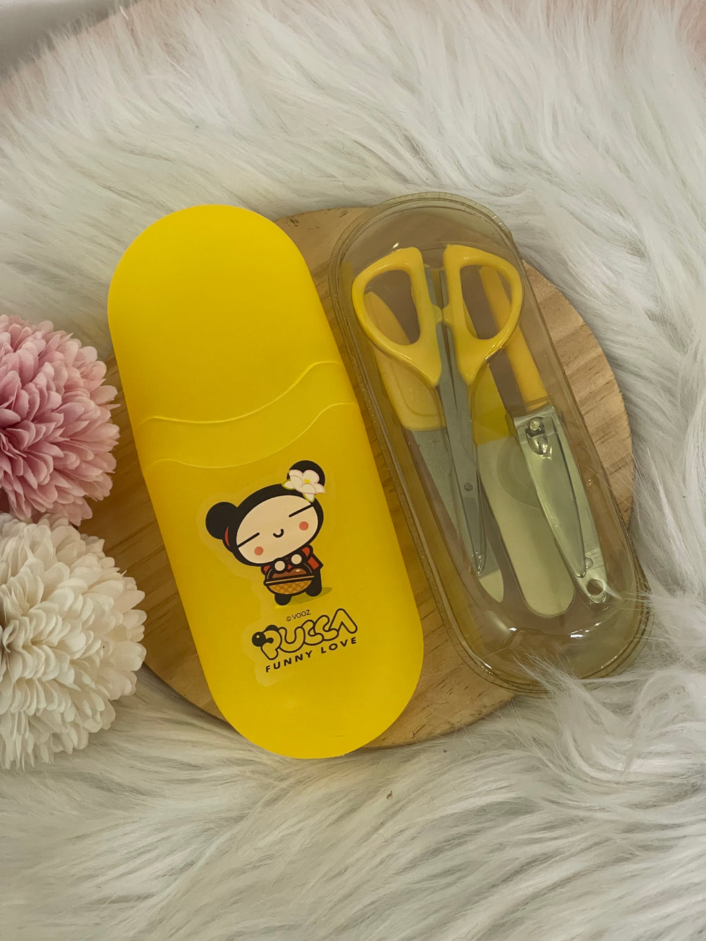 Set Manicure Unghie da Viaggio Pucca – Kit 5 Pezzi con Custodia Rigida Gialla