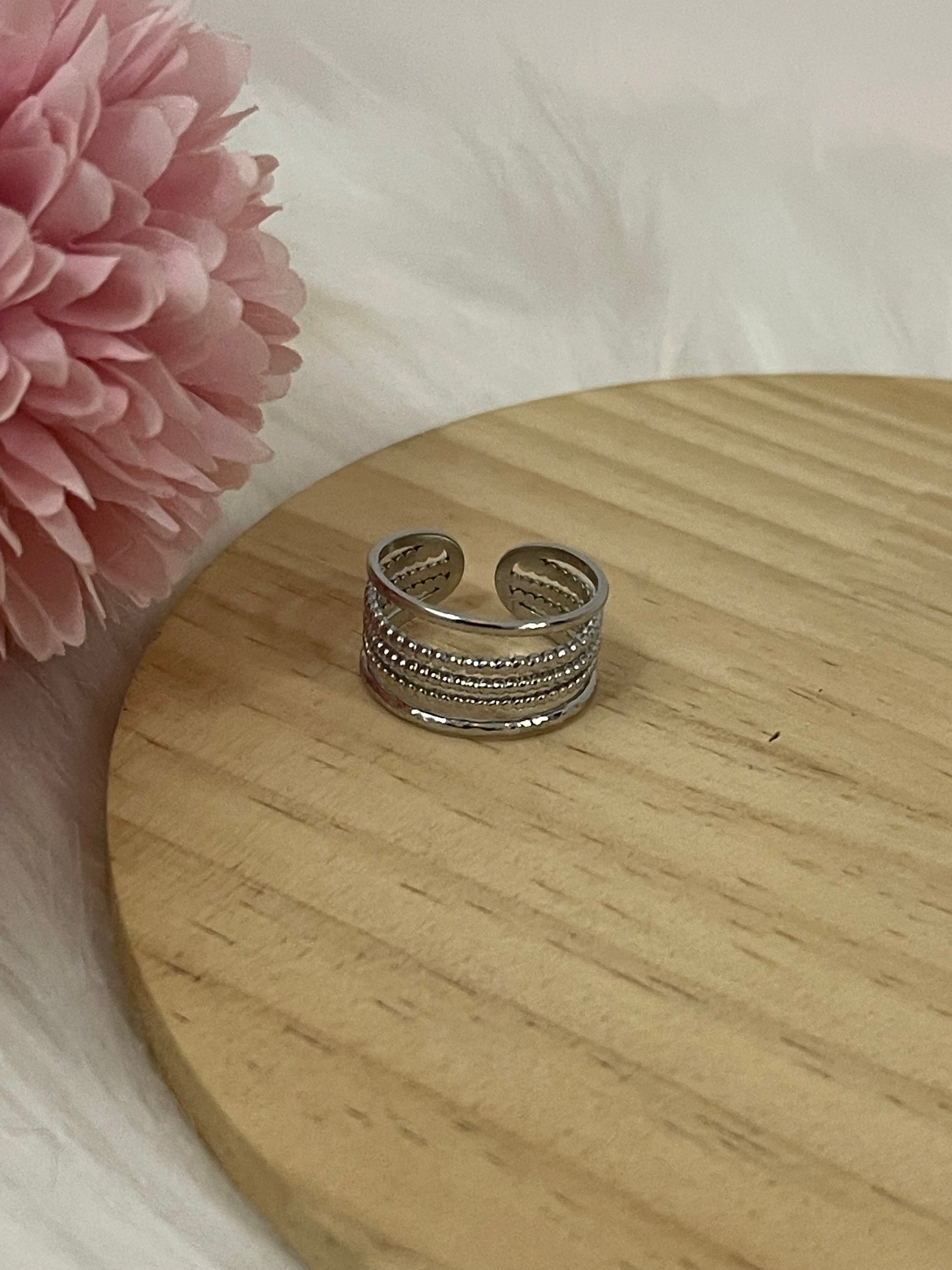 Anello Sinfonia Multi-Fascia "Silver Harmony" in Acciaio Inossidabile – Design 5 Livelli Regolabile