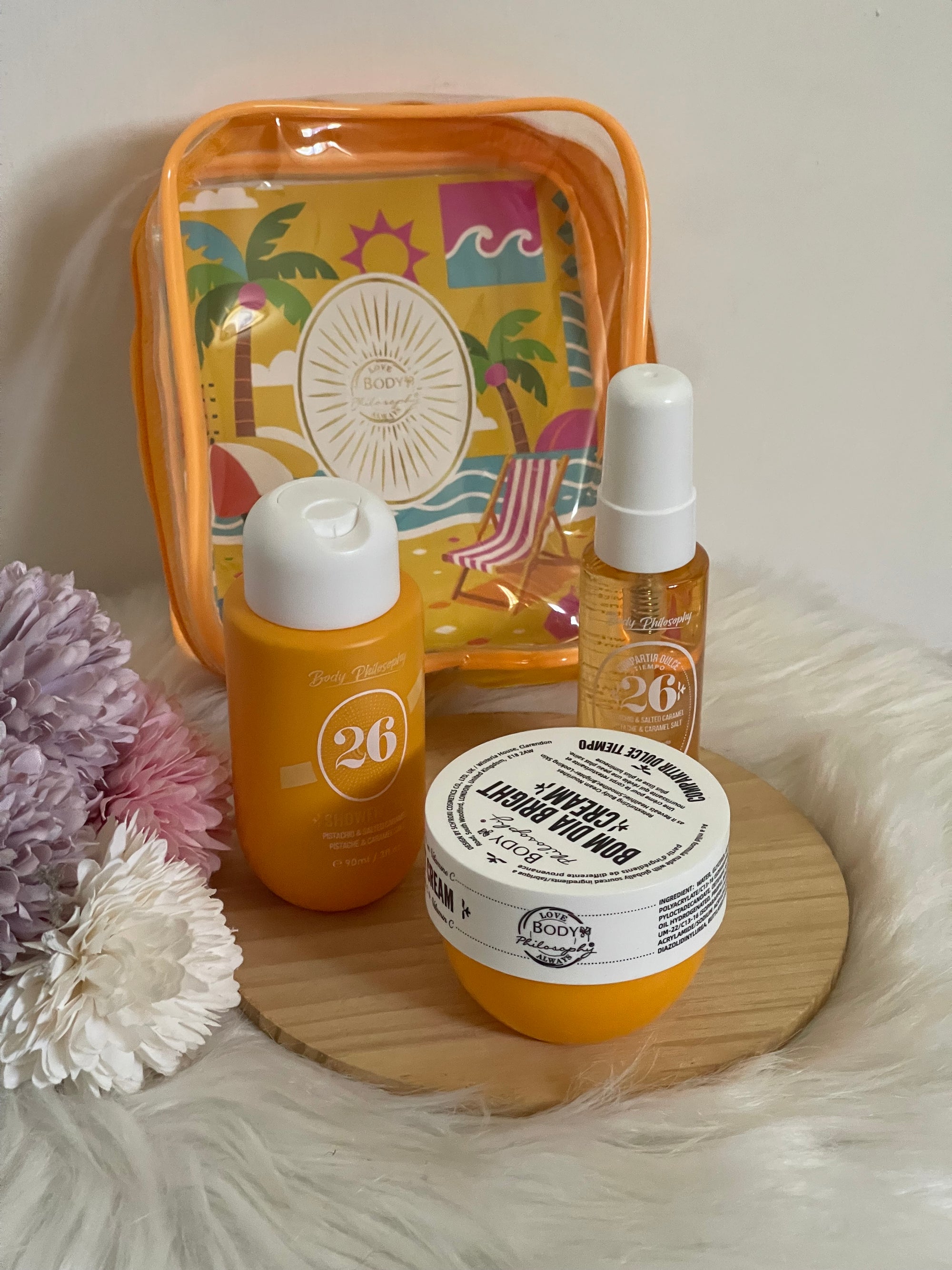 Set Corpo Profumato 26 - Pistacchio e Caramello Salato (3 Pezzi con Pochette)