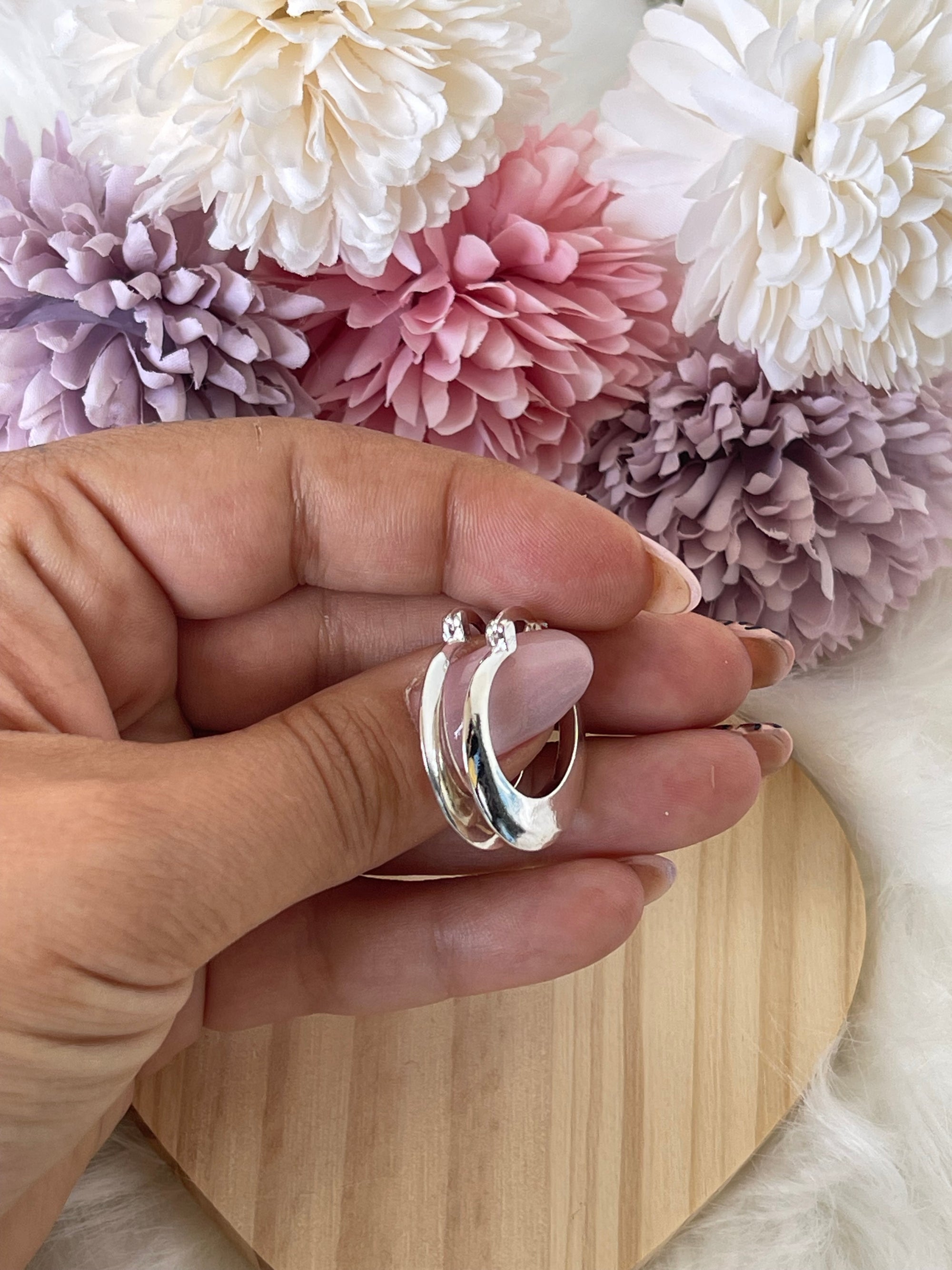 Orecchini Zoe a Cerchio in Argento 925 - Eleganza Senza Tempo