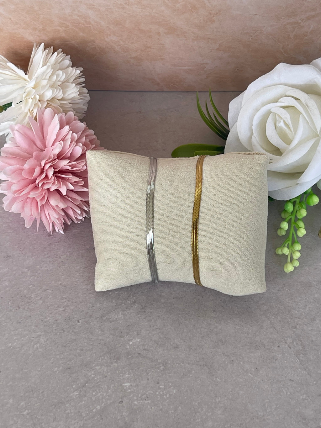 Bracciale Minimal in Acciaio Inossidabile – Stile e Raffinatezza per Ogni Giorno