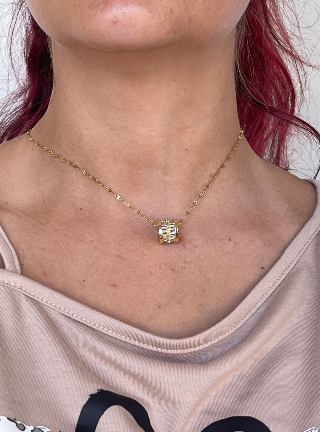 Collana Grace in Acciaio Regolabile con Ciondolo Rotondo – Eleganza Senza Tempo