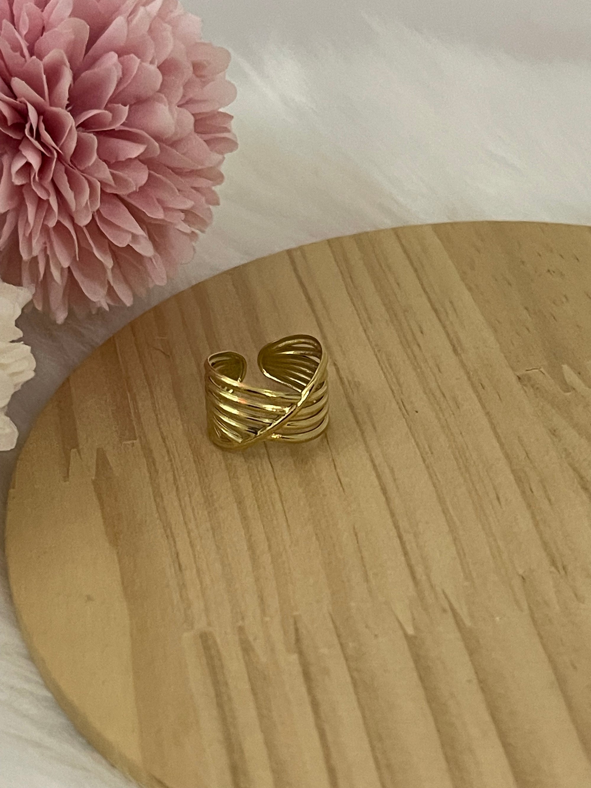 Anello Nexus a Fascia Larga in Acciaio Oro – Design Multi-filo Intrecciato Regolabile Gold