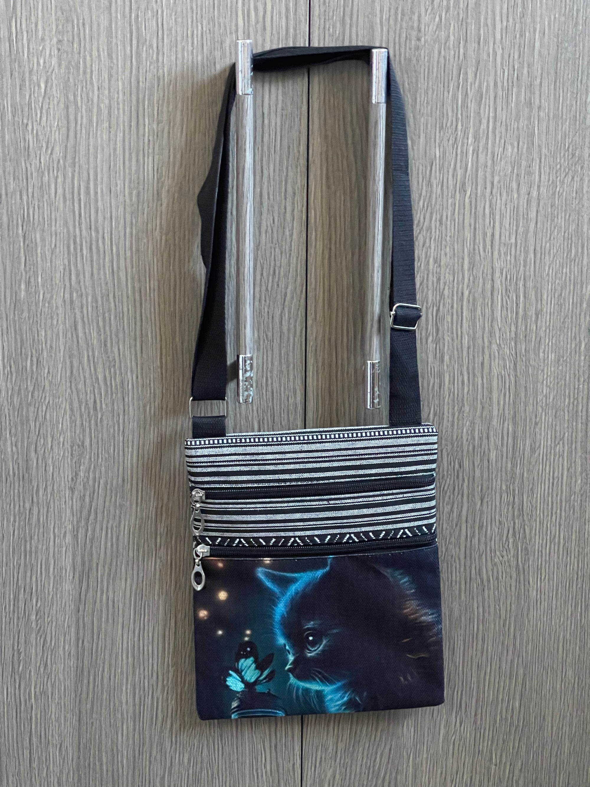 Borsa a Tracolla in Tela - Design Gatto e Farfalla - Borsello Etnico con Multi-Tasche