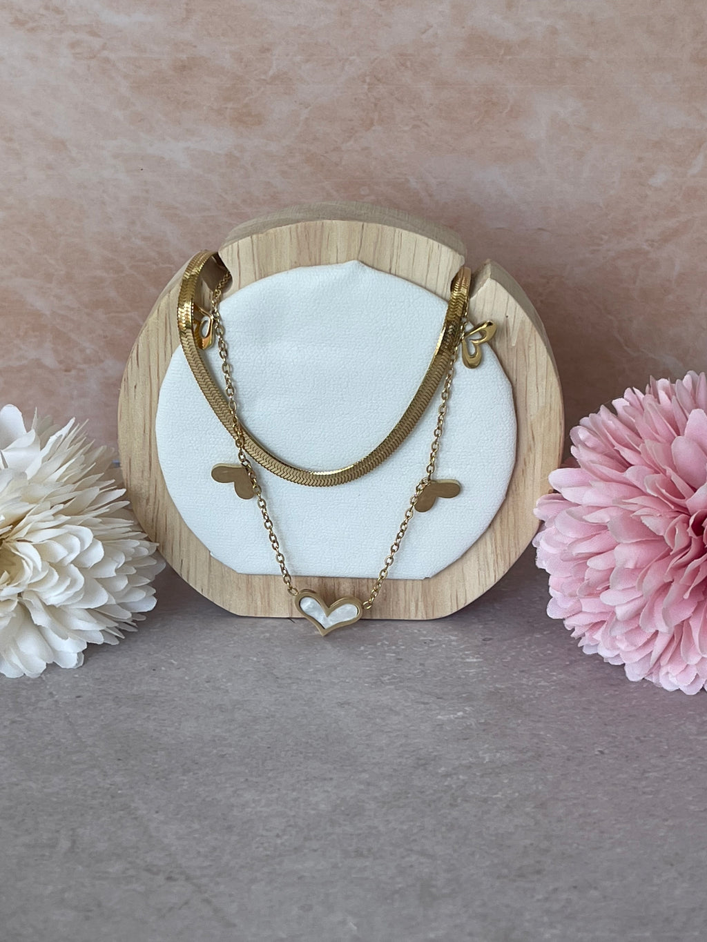 Collana Coralie Doppio Filo in Acciaio Gold con Cuori - Eleganza Romantica