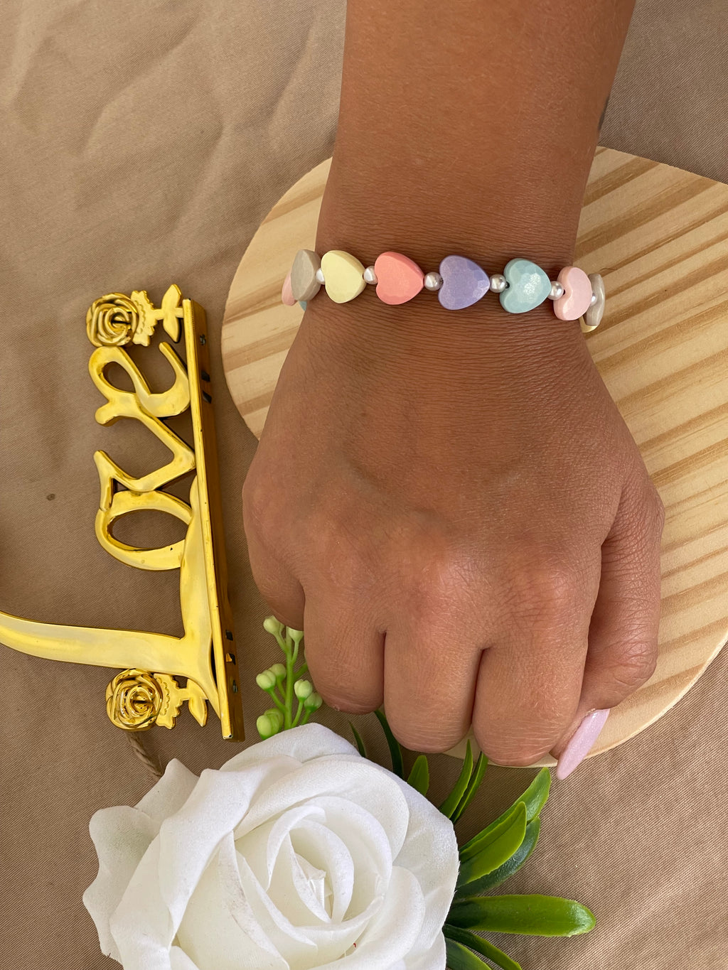 Bracciale Amélie Cuori Pastello Luminosi e Acciaio Inossidabile – Handemade, Stile Unico