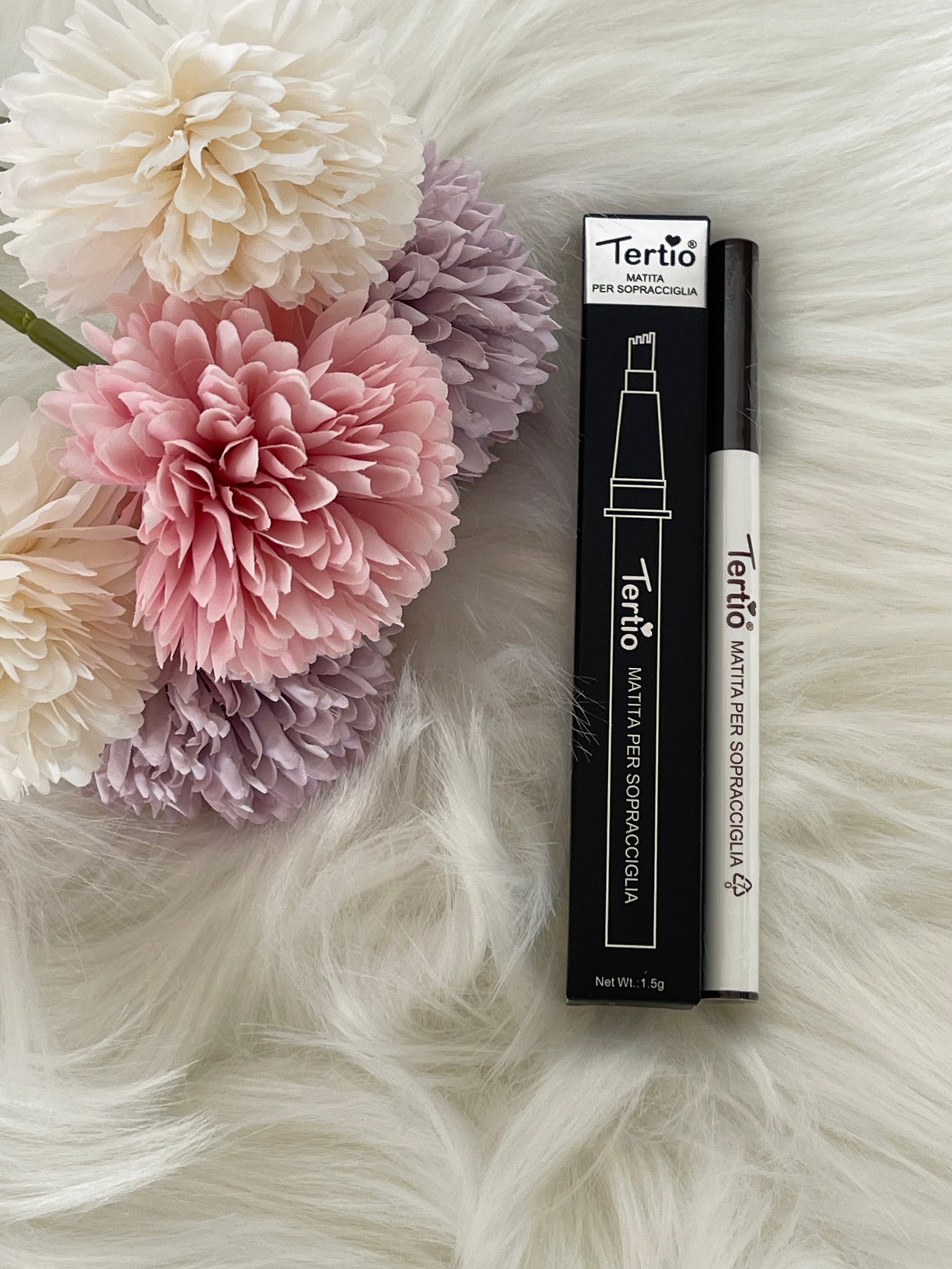 Matita per Sopracciglia Tertio – Definizione Perfetta e Sguardo Magnetico Ogni Giorno
