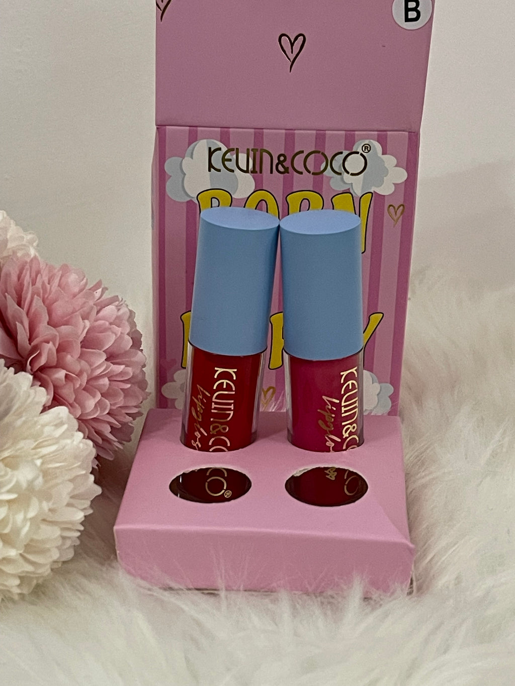 Set 4 Lip Gloss Kevin & Coco "Born to be Happy" - Effetto Velluto e Lunga Durata - Disponibile in 2 Varianti