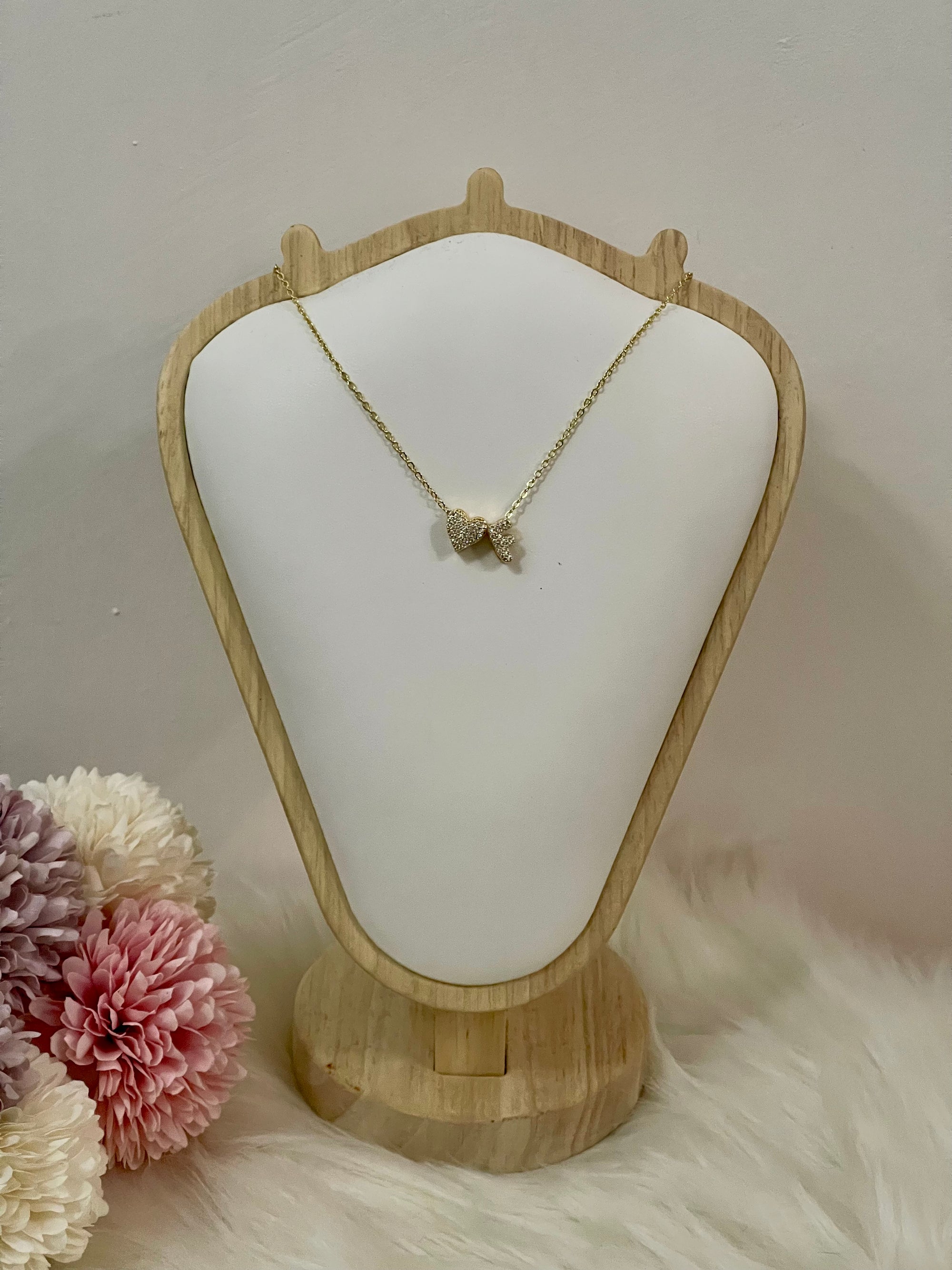 Collana Essenza Cuore e Iniziale F in Acciaio Inossidabile - Dettagli Luminosi