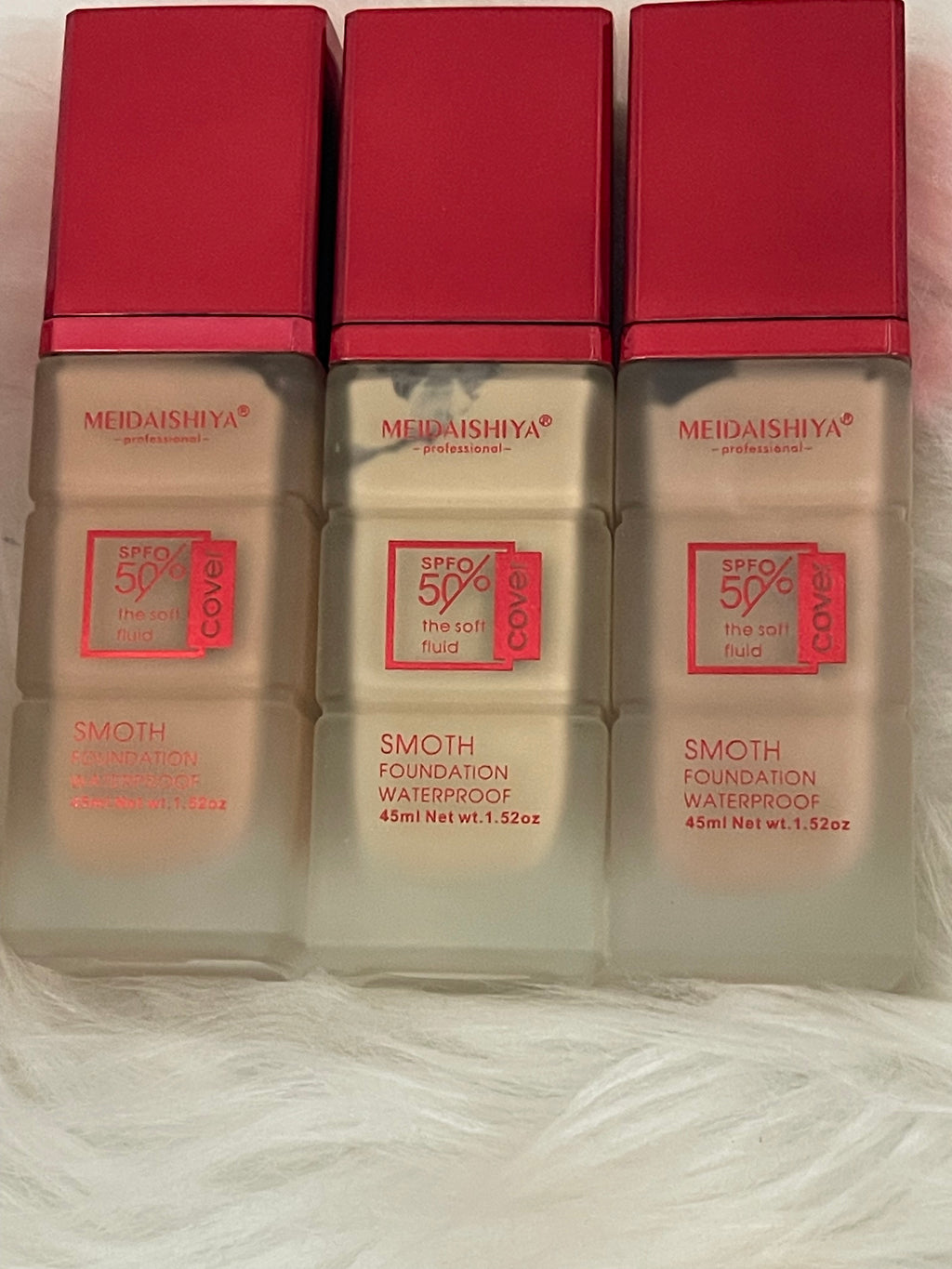 Fondotinta MEIDAISHIYA Sleek Super Cover SPF 50 – Idratante, Waterproof e Lunga Durata (45ml)