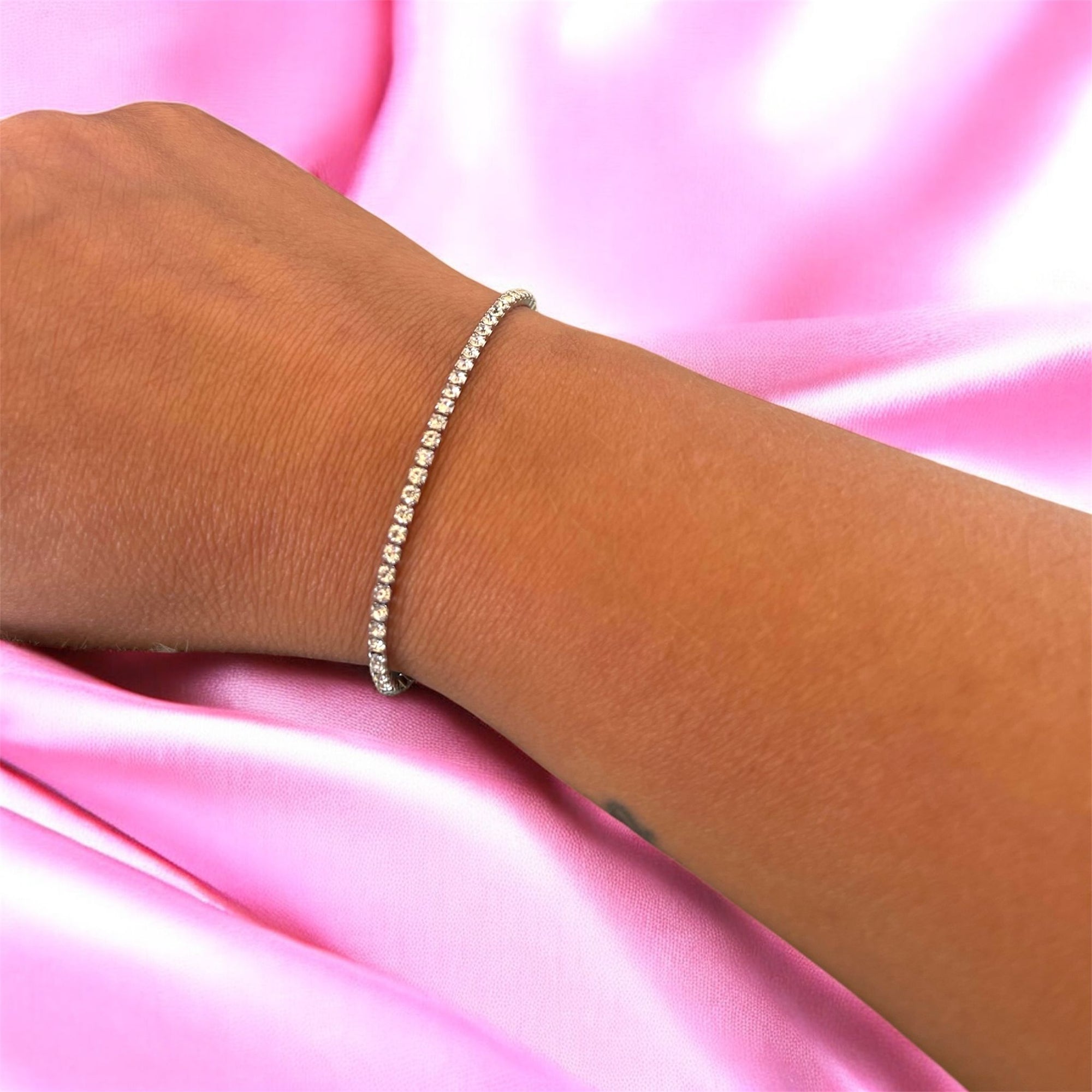 Bracciale Tennis Look in Acciaio Inossidabile con Cristalli Luminosi